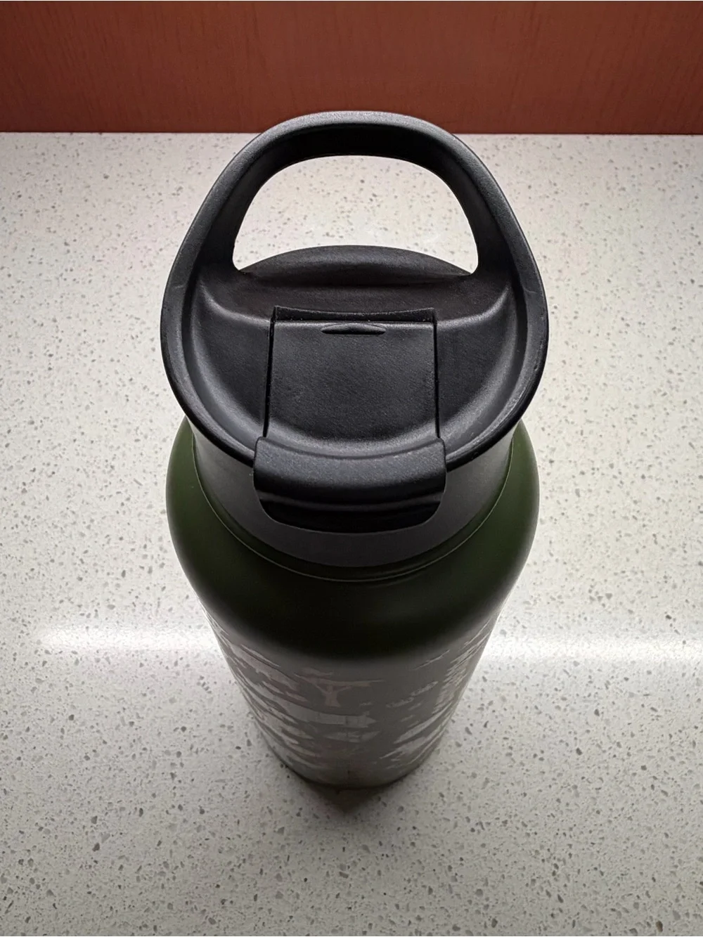 NEW DISNEY ANIMAL KINGDOM “SAFARI SQUAD” WATER BOTTLE 34oz
